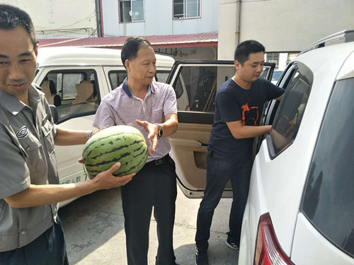 慰問(wèn)押運3.jpg